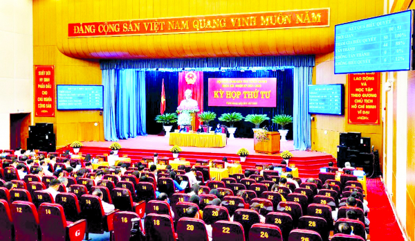 HĐND tỉnh Tuyên Quang tiếp tục đẩy mạnh thực hiện chuyển đổi số, ứng dụng công nghệ thông tin trong hoạt động  của HĐND tỉnh 	Ảnh: Ngọc Hưng